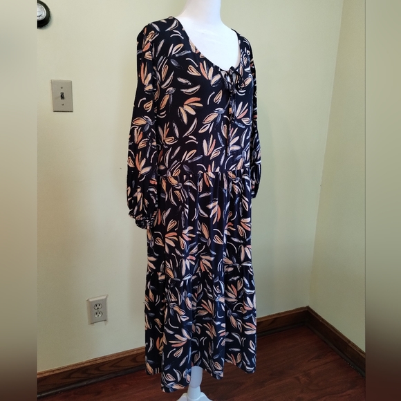 Ryllace Floral Boho Promenade Flowy Tiered Navy Blue Dress 3/4 Sleeve  Size 20 - Picture 9 of 15